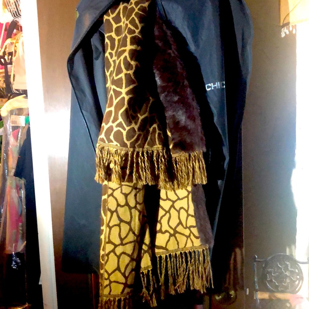 Cape/Shaw real fur lined